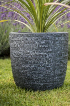 Bloempot Utah Egg - D39 X H38cm - Donkergrijs -Natur Bloemen Winkel utah egg pot graphite d39h38 bloempot 7 8